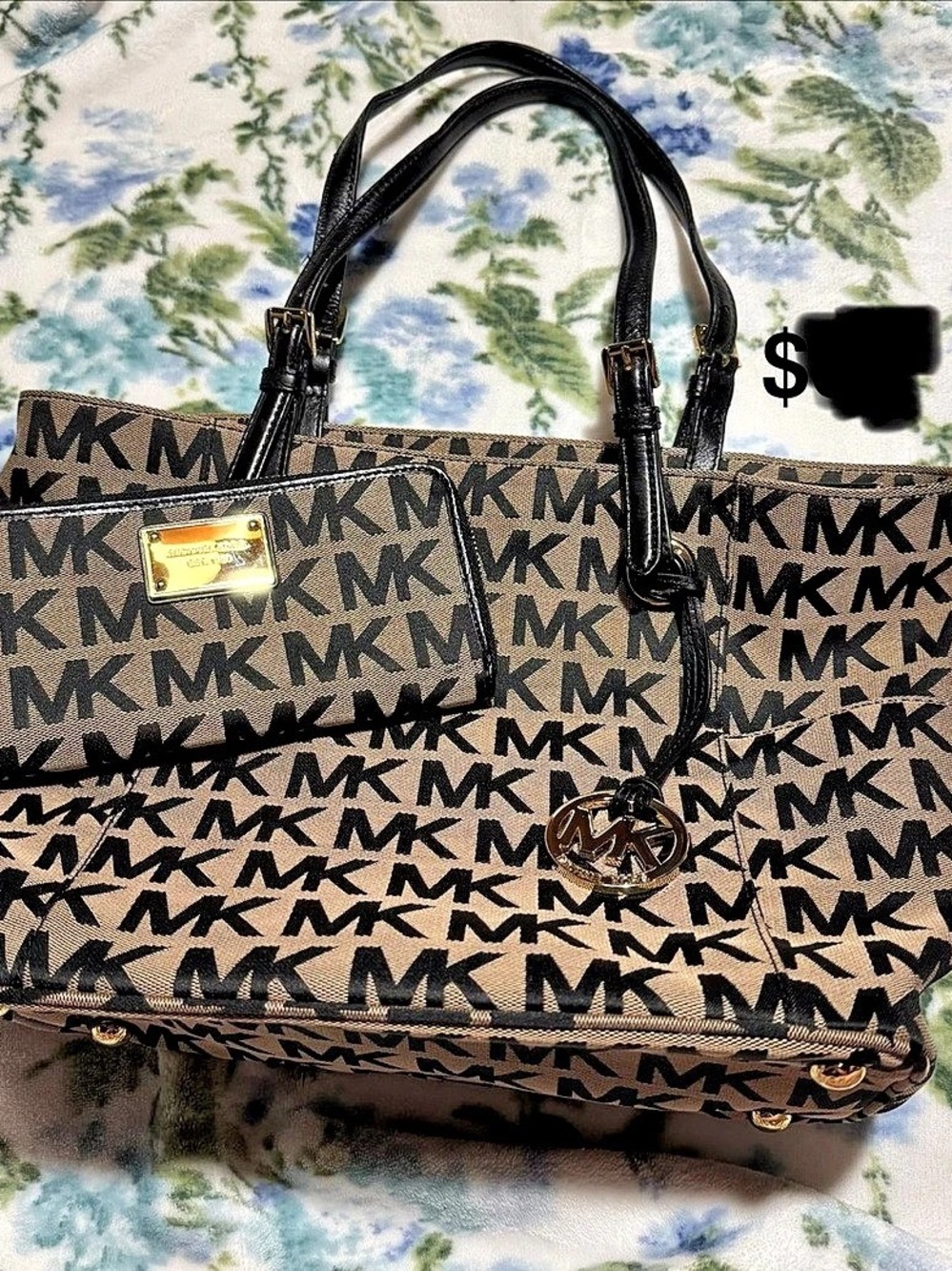 Michael Kors Jet Set Travel Large Signature Logo Tote Bag and Wallet Set